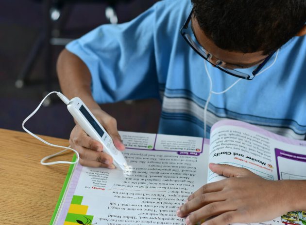 Boost reading skills for primary pupils with literacy difficulties with ReaderPen