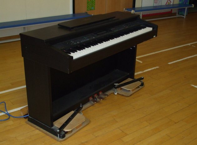 Solutions for the school music teacher : Designed by a music teacher