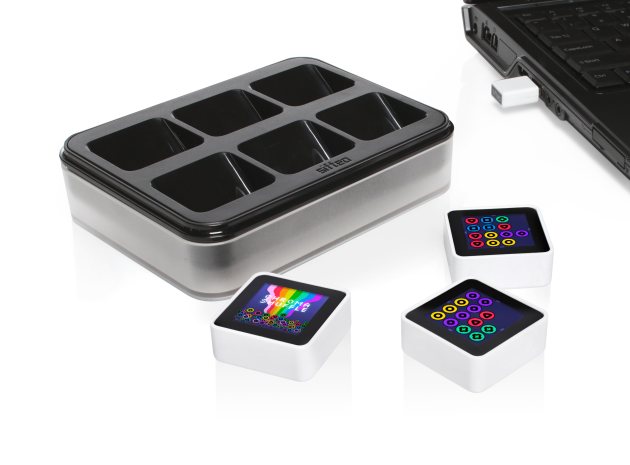 Sifteo Cubes