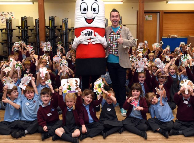 Win an exclusive arty party at your school with Mister Maker and Pritt!