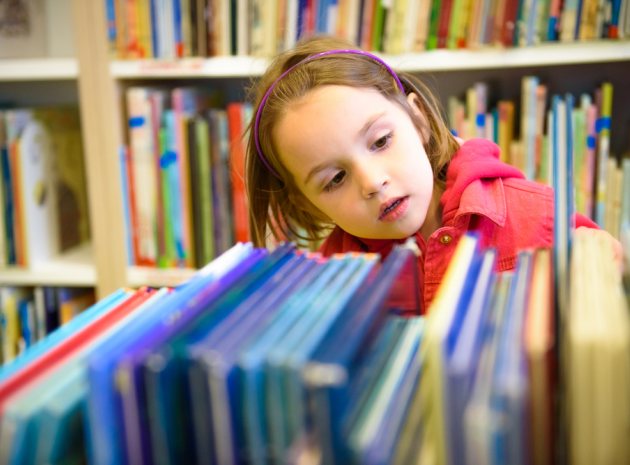 Nicky Morgan and David Walliams aim to get every 8-year-old a library card